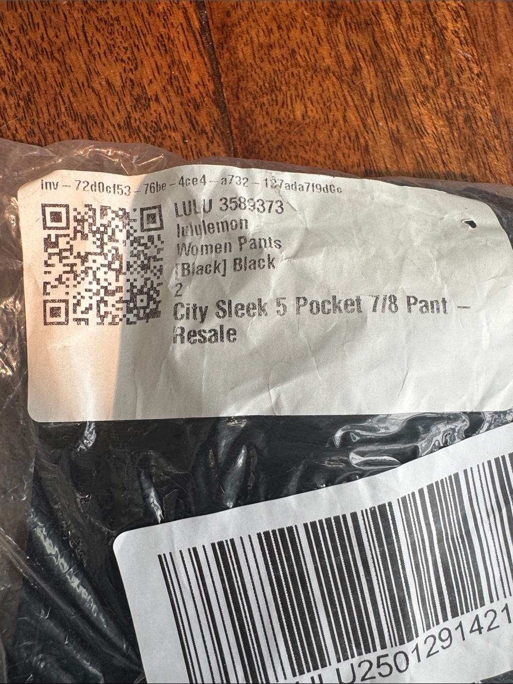 lululemon athletica City Sleek 5 Pocket 7/8 Pant - Black - Size 2